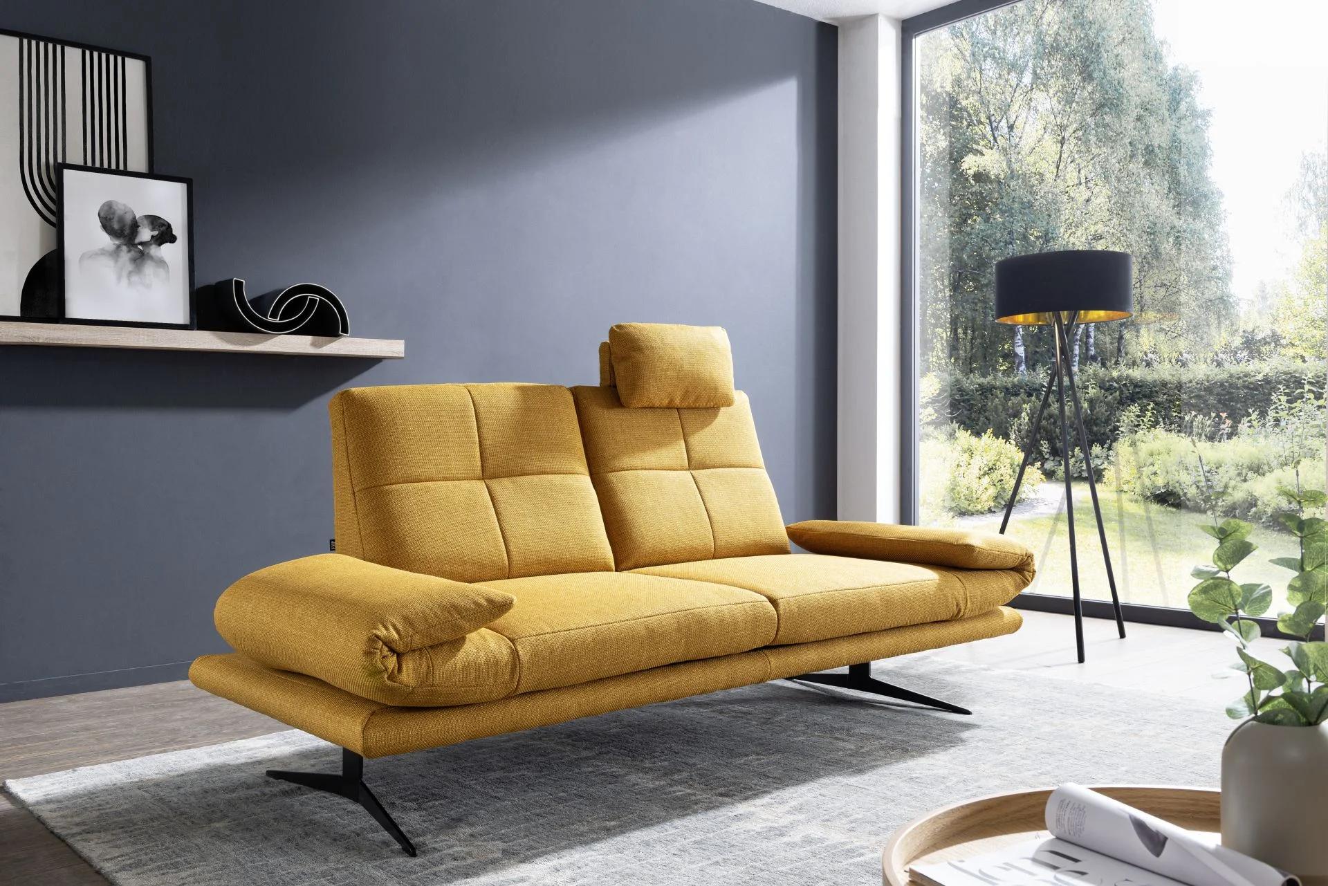 LOUNGEFORM